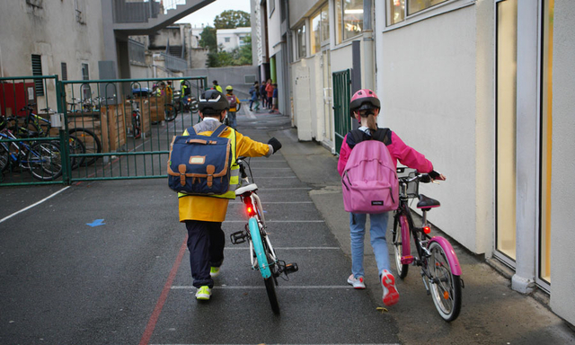 Reprise du Cyclobus - Octobre 2022 : Arrivée à l'école